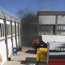 Debieron evacuar los boxes de la Fórmula E en Valencia por un incendio