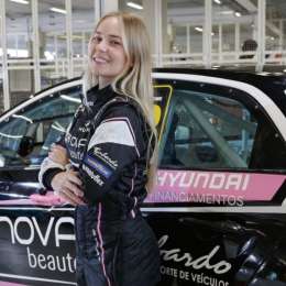 TCR South America: una dama probó en Velocitta