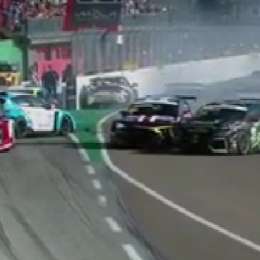 TCR Italy: Girolami pudo esquivar un gran accidente en la largada de la Carrera 1