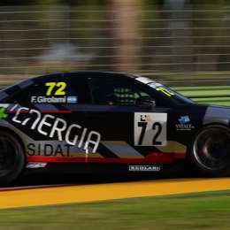 TCR Italy: ¡Girolami, carajo! Franco gritó campeón en Imola