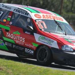 Turismo Pista: gran triunfo de Gajate la carrera de titulares de la Clase 2