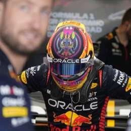 F1: ¡Solidaridad pura! Checo Pérez donará su casco a los afectados por el huracán en México