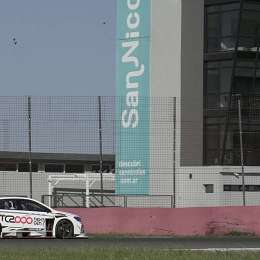 TC2000: positivo primer contacto del prototipo de SUV en San Nicolás