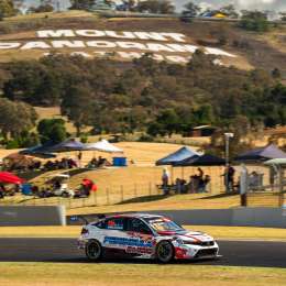 TCR World Tour: Girolami mejoró y se metió arriba en la segunda práctica