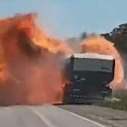 ¡Impactante! Explotó un camión en la Ruta 3