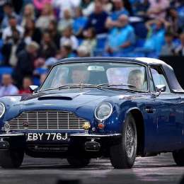 El Aston Martin del Rey Carlos que funciona con restos de vino y queso