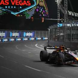 F1: Verstappen se quedó con un carrerón en Las Vegas