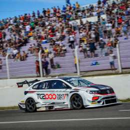 TC2000: el público de Alta Gracia llenó de elogios el paso del SUV