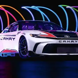 NASCAR: Toyota presentó el nuevo auto