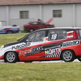 Turismo Pista: Agustín Martín y Santiago Lantella largarán adelante en la Clase 2