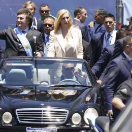 Los vehículos que utilizó Milei para la asunción presidencial