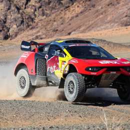 Dakar 2024: Sébastian Loeb probó en la previa al prólogo del viernes
