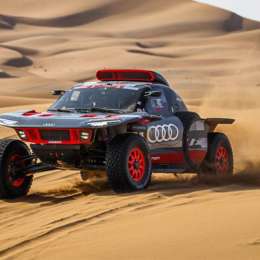 Carlos Sainz lidera la general de Autos y marca tendencia en el Dakar 2024