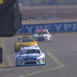 Top Race: ¡Pura estrategia! Marcelo Ciarrocchi rompió los esquemas en Nueve de Julio