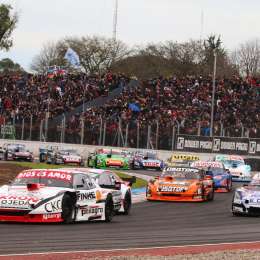 TC: un piloto tuvo que bajarse de su equipo a 40 días de la primera fecha