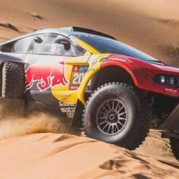 Dakar 2024: Loeb ganó la Etapa 9 y Sainz continúa liderando la general de Autos