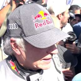 Dakar 2024: ¡Padre e hijo juntos! Carlos Sainz Jr estuvo presente tras la victoria de su padre