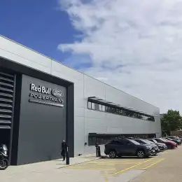 F1: Ford y la asociación con Red Bull: "Aunque suene muy lejano, tenemos mucho trabajo para el 2026"