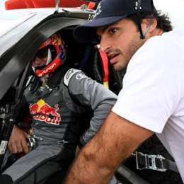 Carlos Sainz, sobre el nuevo título de su padre: “Ha hecho el Dakar más inteligente que le vi en mi vida”