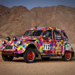 El Citroën 2CV que se robó todas las miradas en el Dakar 2024