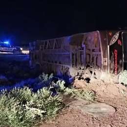 Un muerto y 14 heridos en un accidente de micro en Córdoba