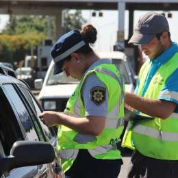 ¿Qué papeles tenés que tener si te para la policía yendo a la Costa?