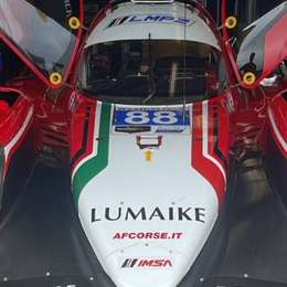 Pérez Companc abandonó en las 24 Horas de Daytona