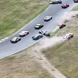 TC Mouras: ¡Qué desparramo! Largada accidentada en La Plata