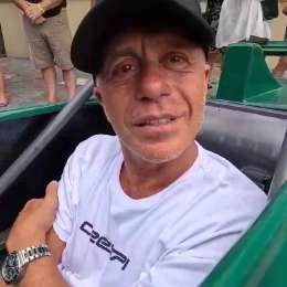 La emoción de Víctor Rosso tras se reconocido en la Fiesta Nacional del Automovilismo