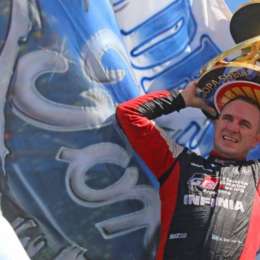 TC: Avanzan los trabajos en el Mustang de Werner