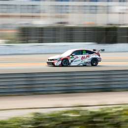 TCR Spain: remontada y podio para Montenegro en la 1ra carrera en Valencia