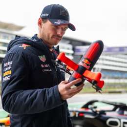 El dron con cámara más rápido del mundo, persigue a un Fórmula 1