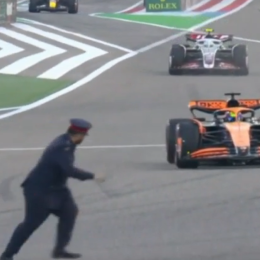 F1: ¡Qué peligro! Los autos salieron de boxes y había dos personas en la pista