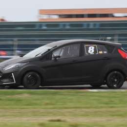 El Turismo Pista completó el sábado de la segunda fecha en La Plata