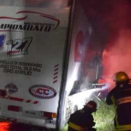 TC: ¿Por qué se incendió el semi que llevaba el Challenger de Trucco?