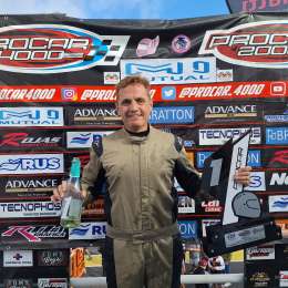 Procar 2000: Victoria para Logarzo en la segunda final en Buenos Aires