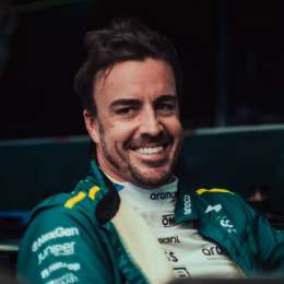 F1: Fernando Alonso renueva con Aston Martin hasta 2026