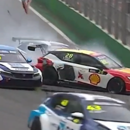 TCR South America: el áspero relanzamiento que perjudicó a Montenegro en Interlagos