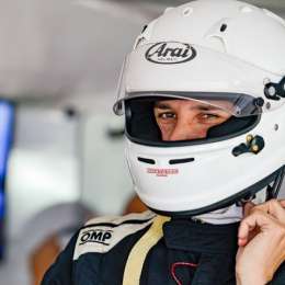 TN: ¡Lo que hace la pasión! Atiende una gomería y con esfuerzo cumplió su sueño de correr en la Clase 2