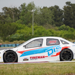 Acosta cantó victoria en la final del Top Race Junior en Paraná