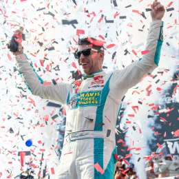 NASCAR: victoria de Hamlin en Dover