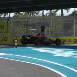 F1: el error que tuvo que corregir Verstappen en plena vuelta rápida