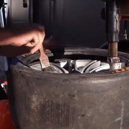 Esenciales del automovilismo: los gomeros