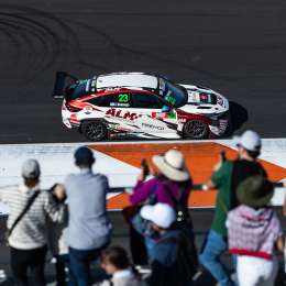 TCR Spain: Nacho Montenegro completó el sábado de la primera fecha en Jarama