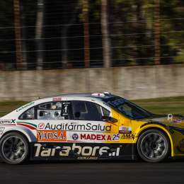 Top Race: Di Palma aguantó a Rossi y se impuso en Buenos Aires