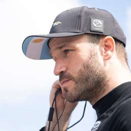 IndyCar: "No lo puedo creer" La bronca de Canapino con el problema de su auto en plena clasificación