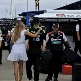 EXCLUSIVO: IndyCar: el emotivo abrazo de Josefina Di Palma a Canapino tras la Indy500