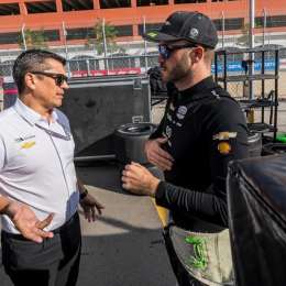 IndyCar: Canapino y Juncos debaten la estrategia de la carrera en la radio