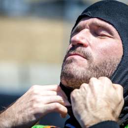 IndyCar: Canapino pisó la tierra tras buscar los límites intentando de avanzar