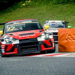 TCR Europe: Girolami y Montenegro, en el top 5 en el entrenamiento en Spa